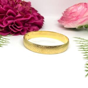 VINTAGE⚜️RARE MONET Golden Cuff Bracelet